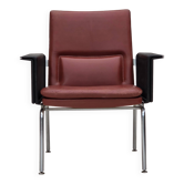 Fauteuil danois des années 1970 par Arne Vodder, cuir de meuble, acier chromé.