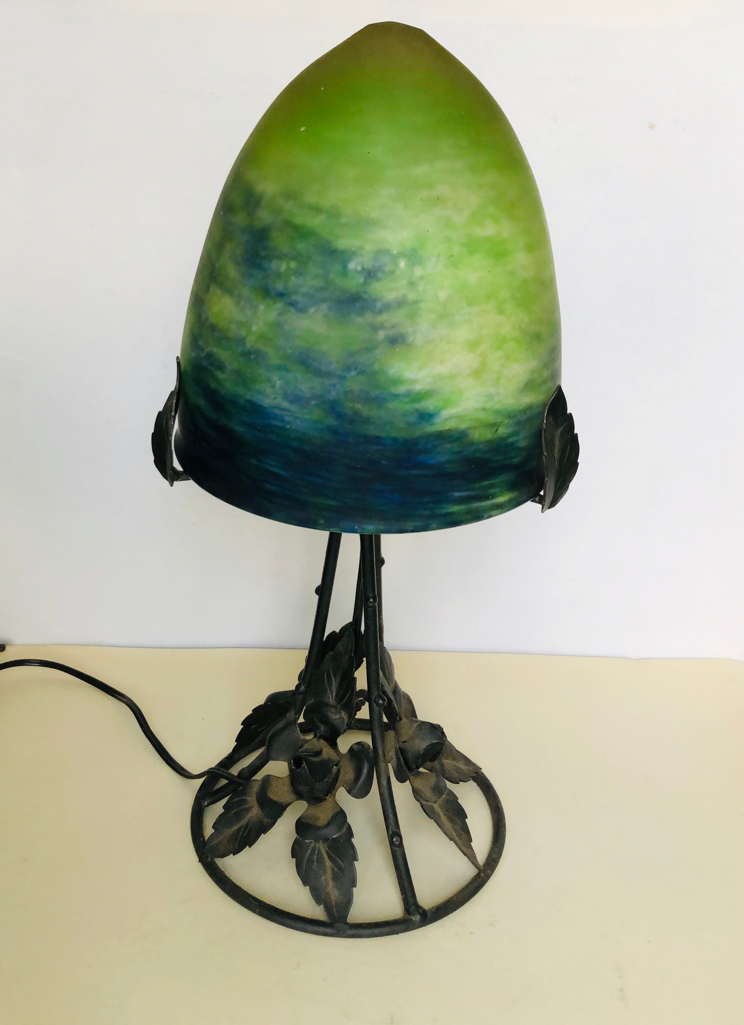 Glass paste lamp