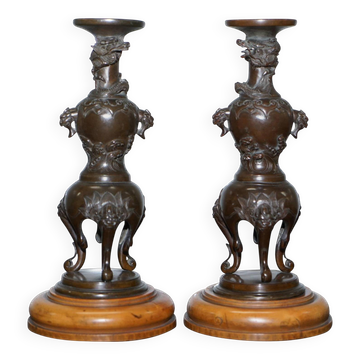 Paire de bougeoirs en bronze période Meiji vers 1870