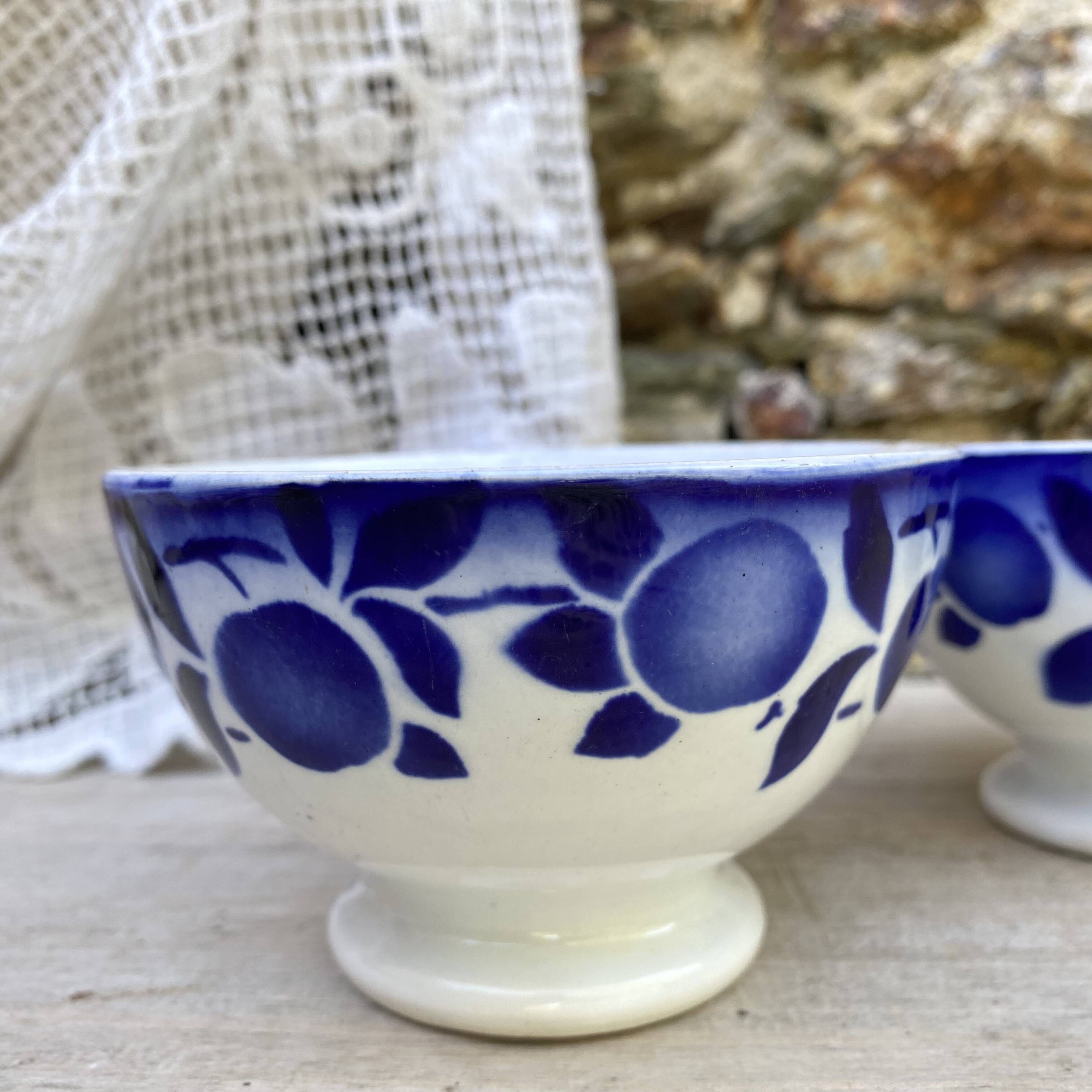 Petits bols anciens Badonviller décor bleu cobalt