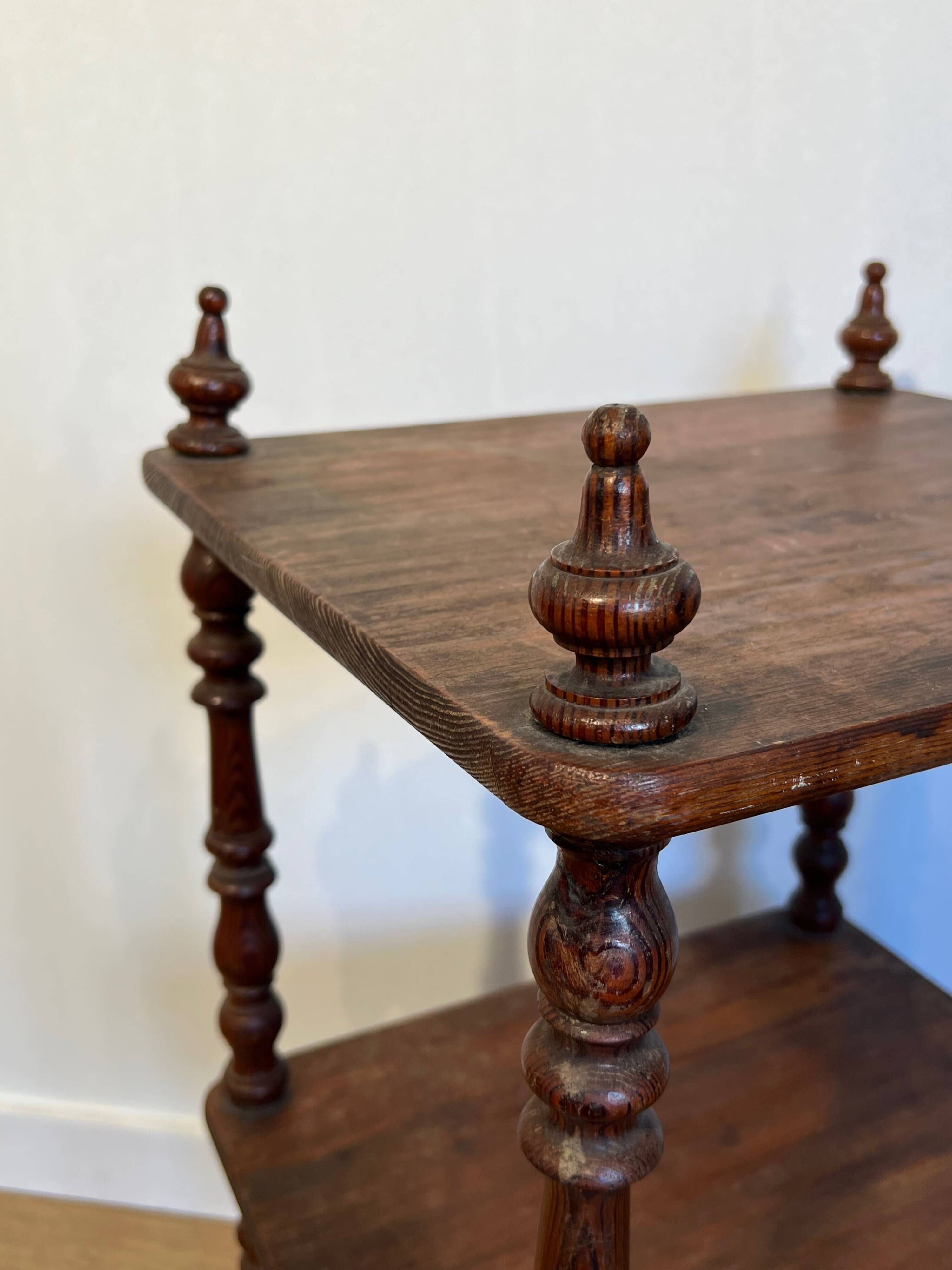 Three-Tier Shelf in Pitch Pine with Turned Columns and Spindles. Work