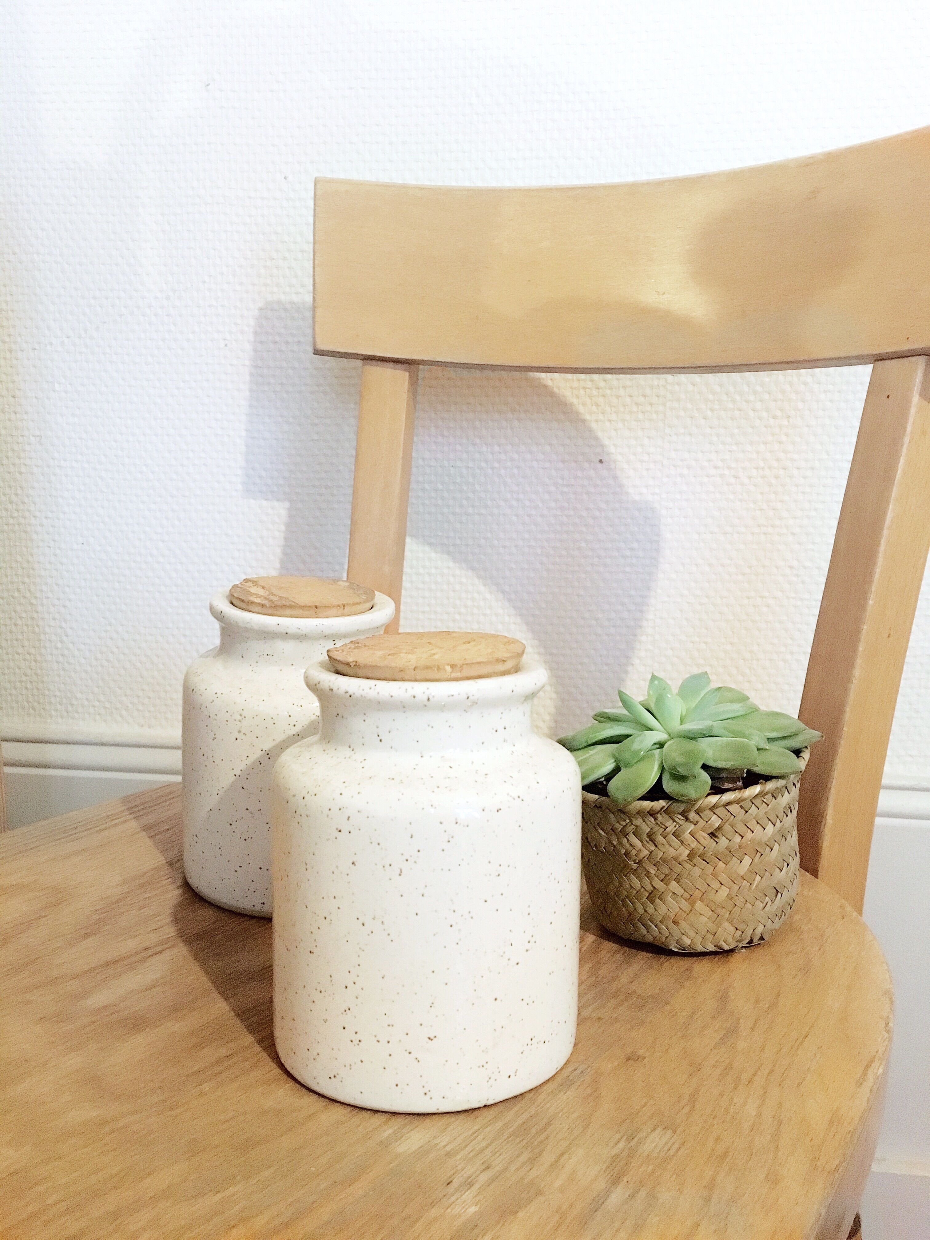 Sandstone pots