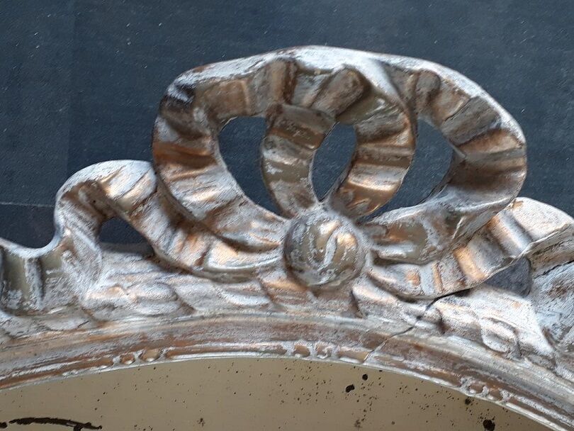 Mirror oval medallion style Napoleon III 45 x 42cm