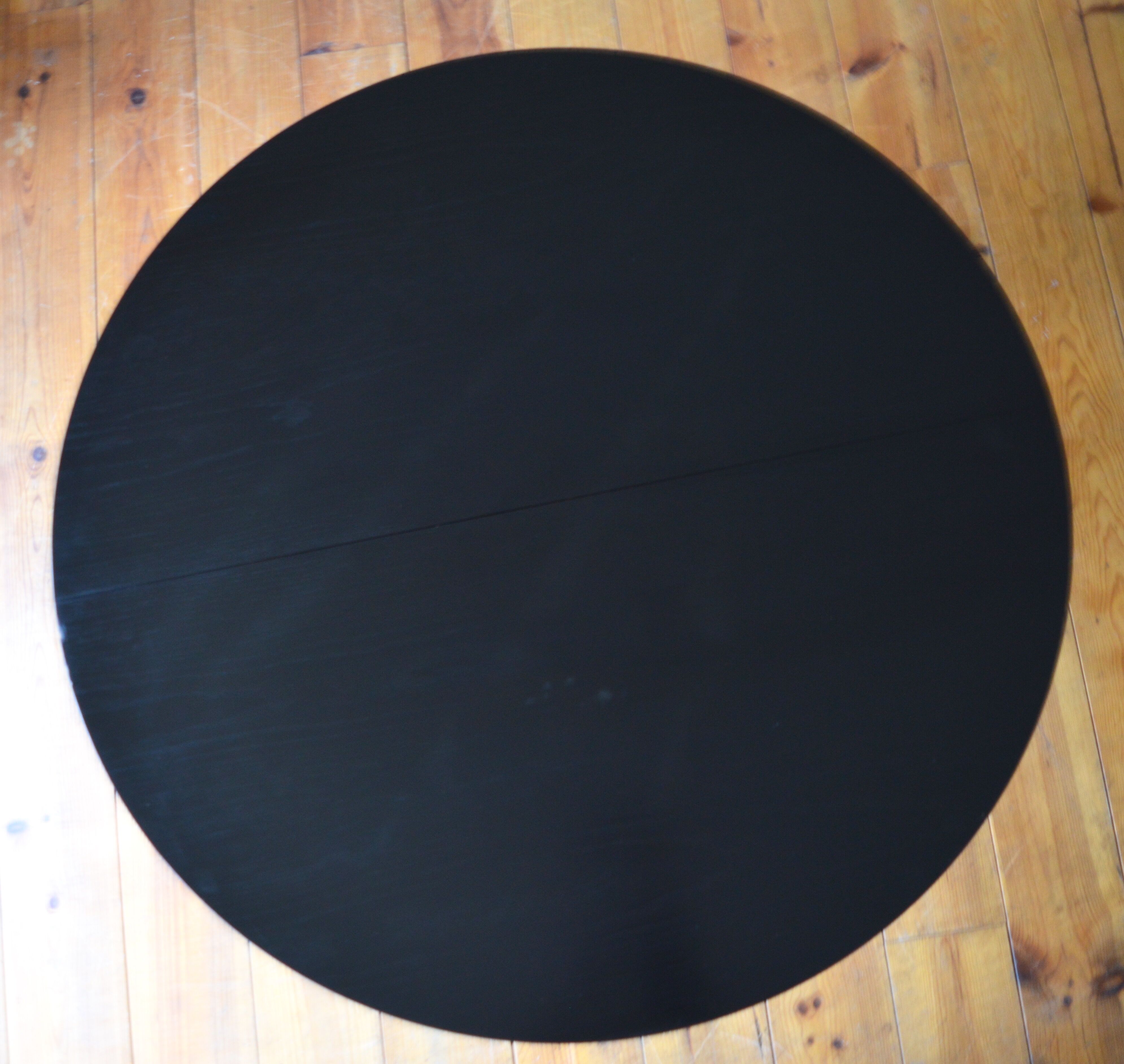 Ensemble table et chaises traîneau Baumann