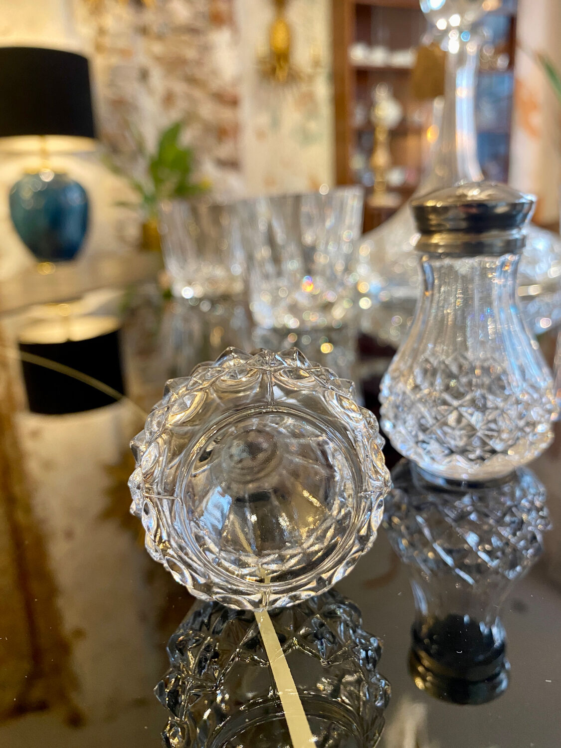 Salt and pepper crystal of Arques