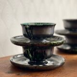 6 tasses en faïence de Quimper.