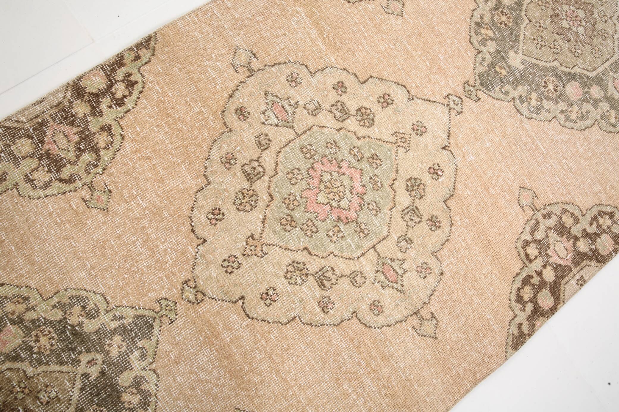 3x13 Classic & Oriental Wool Persian Runner Rug, 90x395Cm