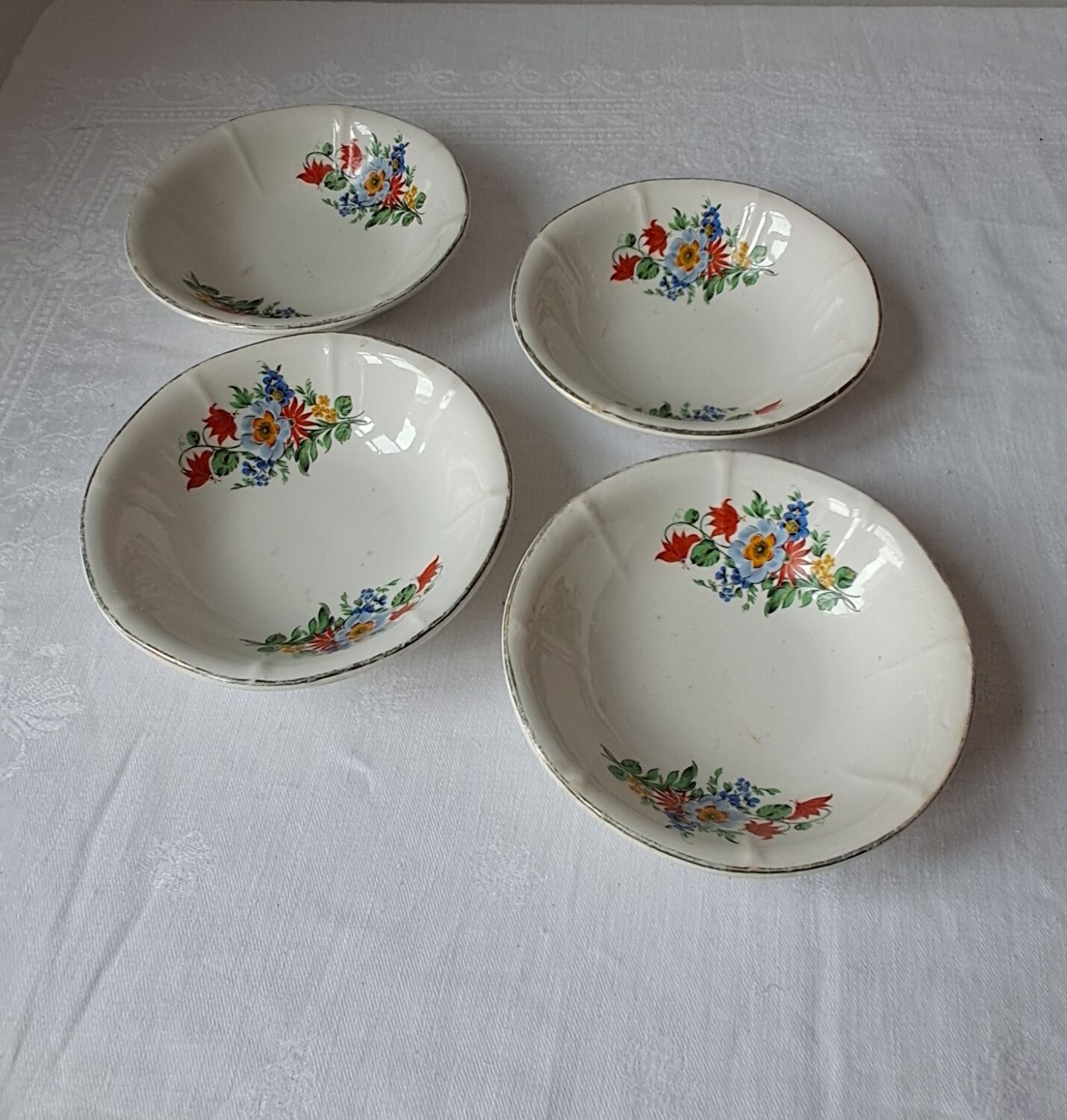 Coupelles vintage Digoin Sarreguemines. Décalcomanies de fleurs