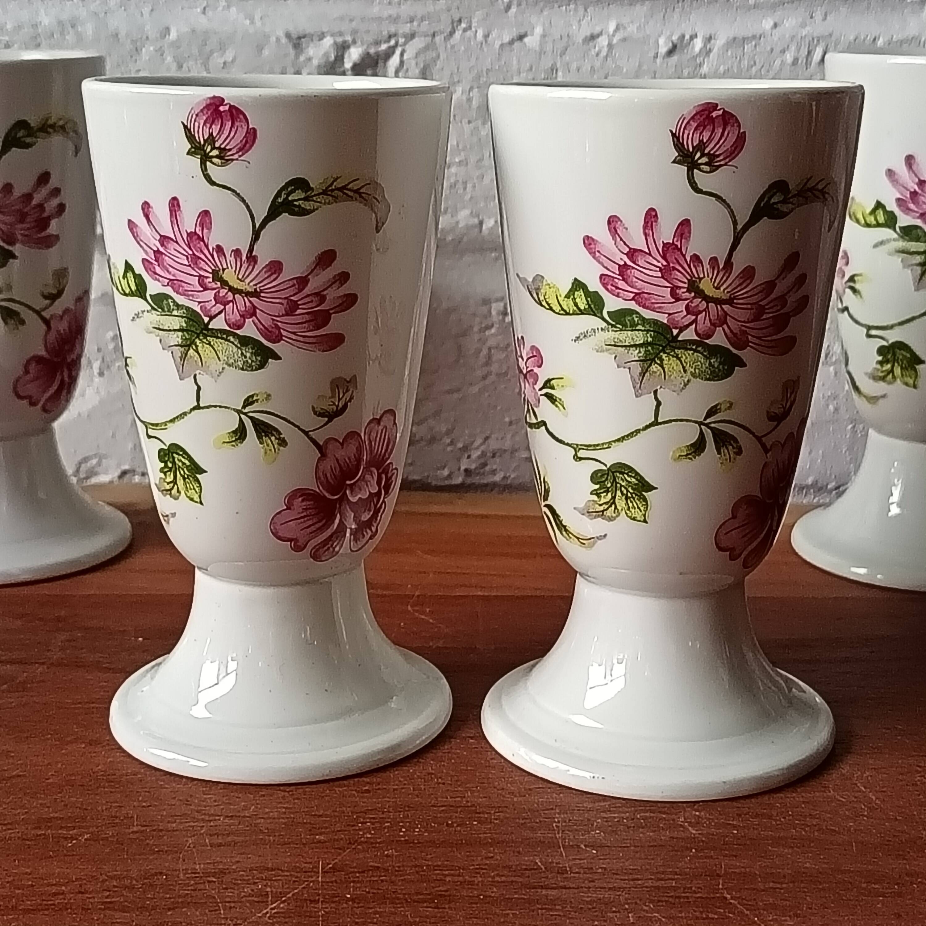 4 mazagrans vintage avec décor floral, tasses à café rustique