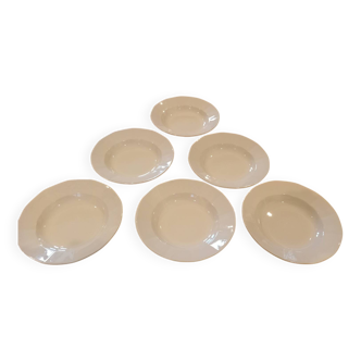 Set of vintage 1930s plates