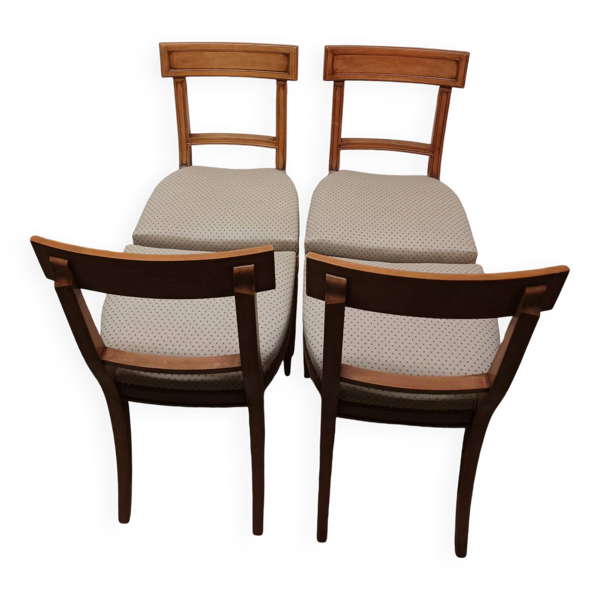 Suite de 4 chaises — Beyit
