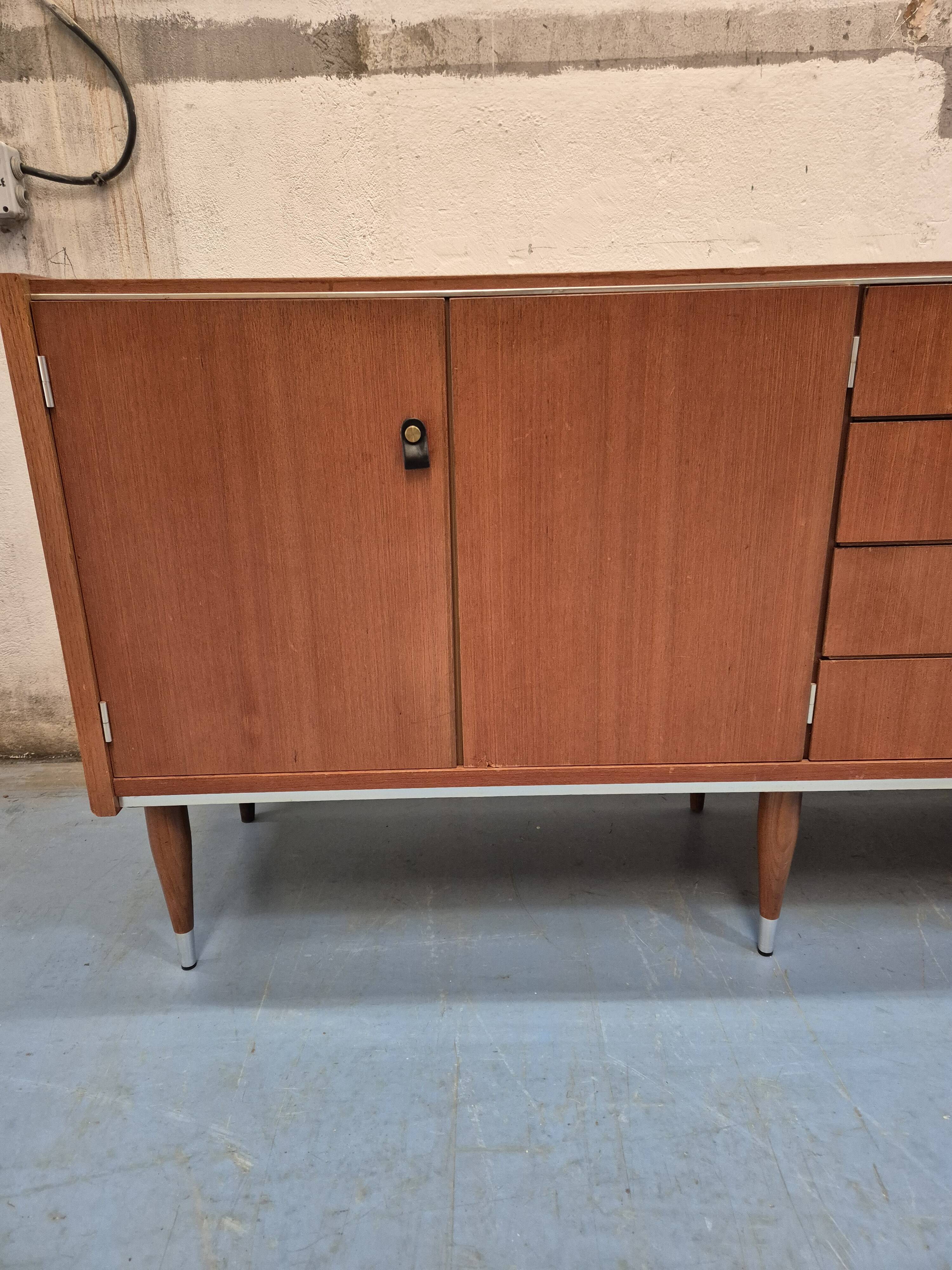 Sideboard