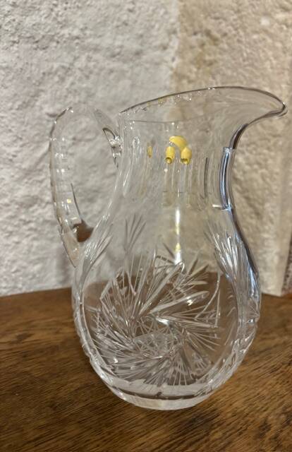Carafe en cristal taillé à la main