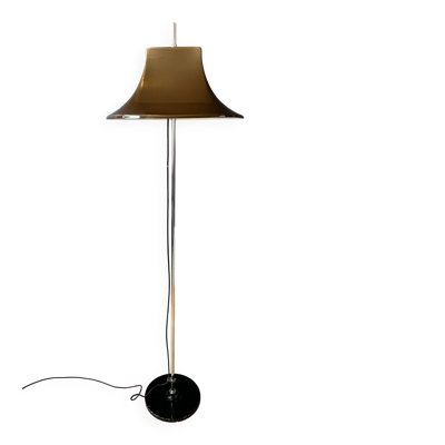 Lampadaire Space Age Willem Hagoort avec abat-jour beige en forme de chapeau de sorcière