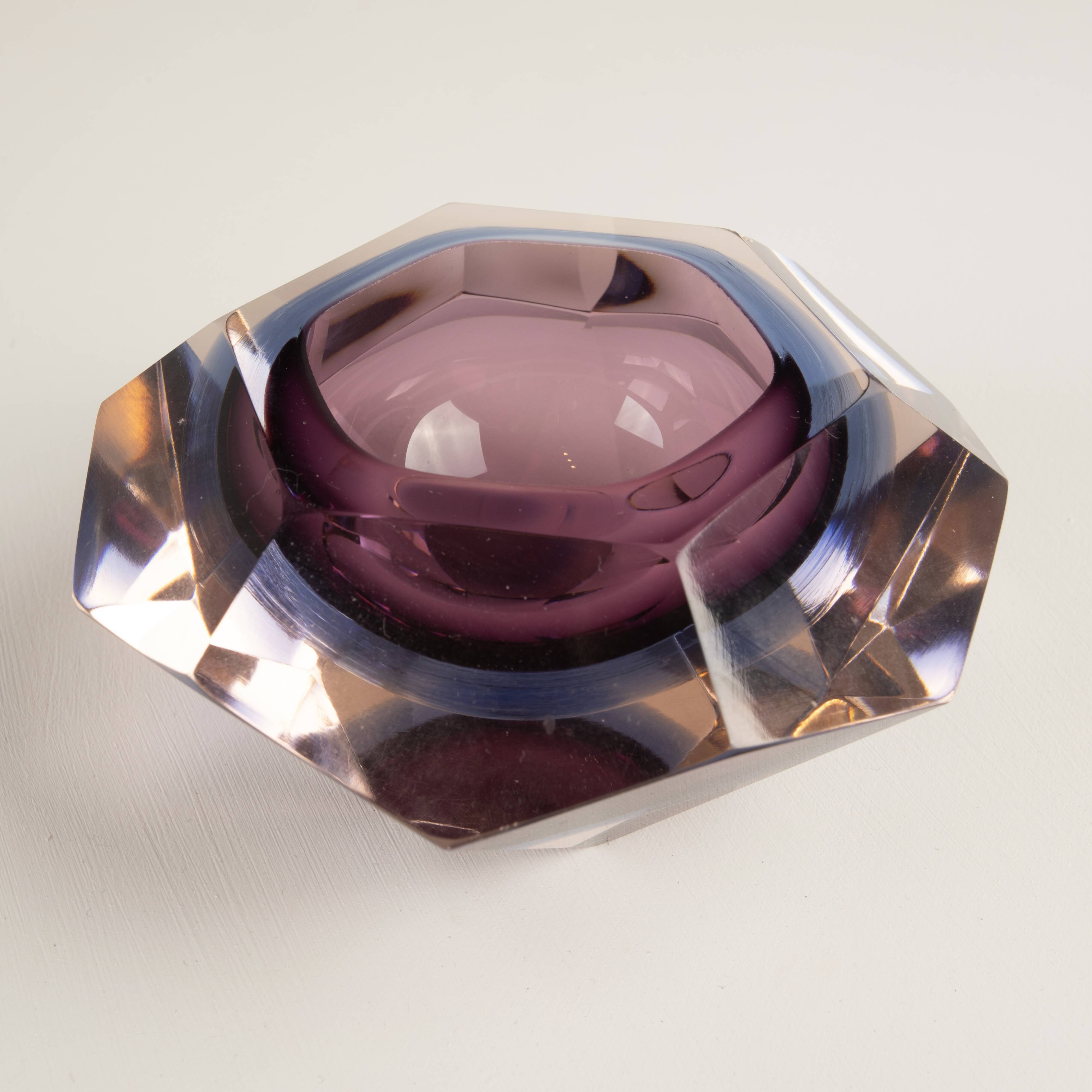 Sculptural ashtray attributed to Flavio Poli for Seguso Vetri d’Arte 1970