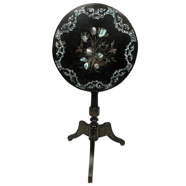 Napoleon III tipping pedestal table, blackened wood burgauté of mother-of-pearl