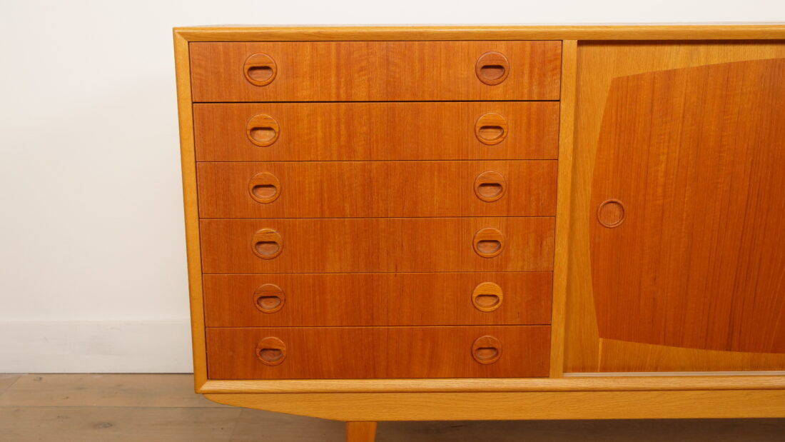 Vintage sideboard | Teak | 160 cm | Model Borgia