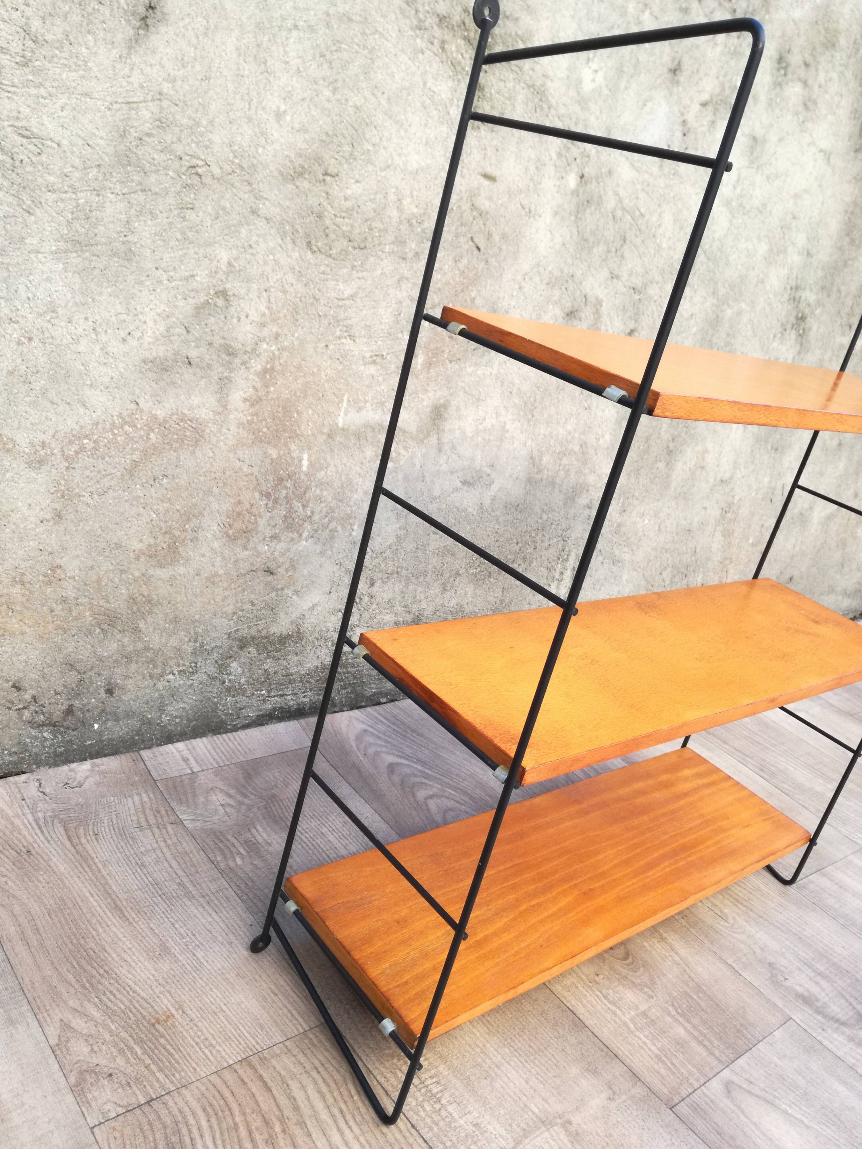 String modular wall shelf