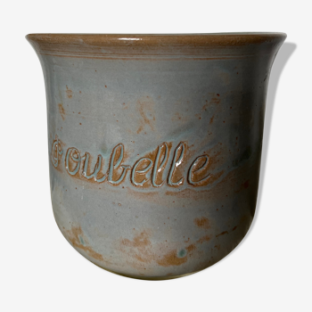 Stoneware pot