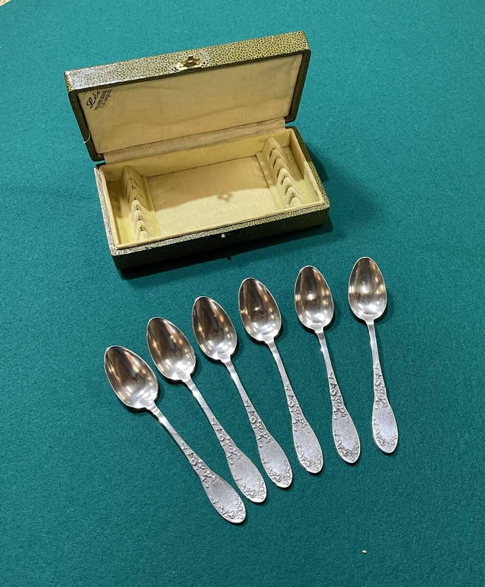 Box of 6 small Boulenger silver-plated spoons from the 1930s.