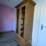Armoire vitrée