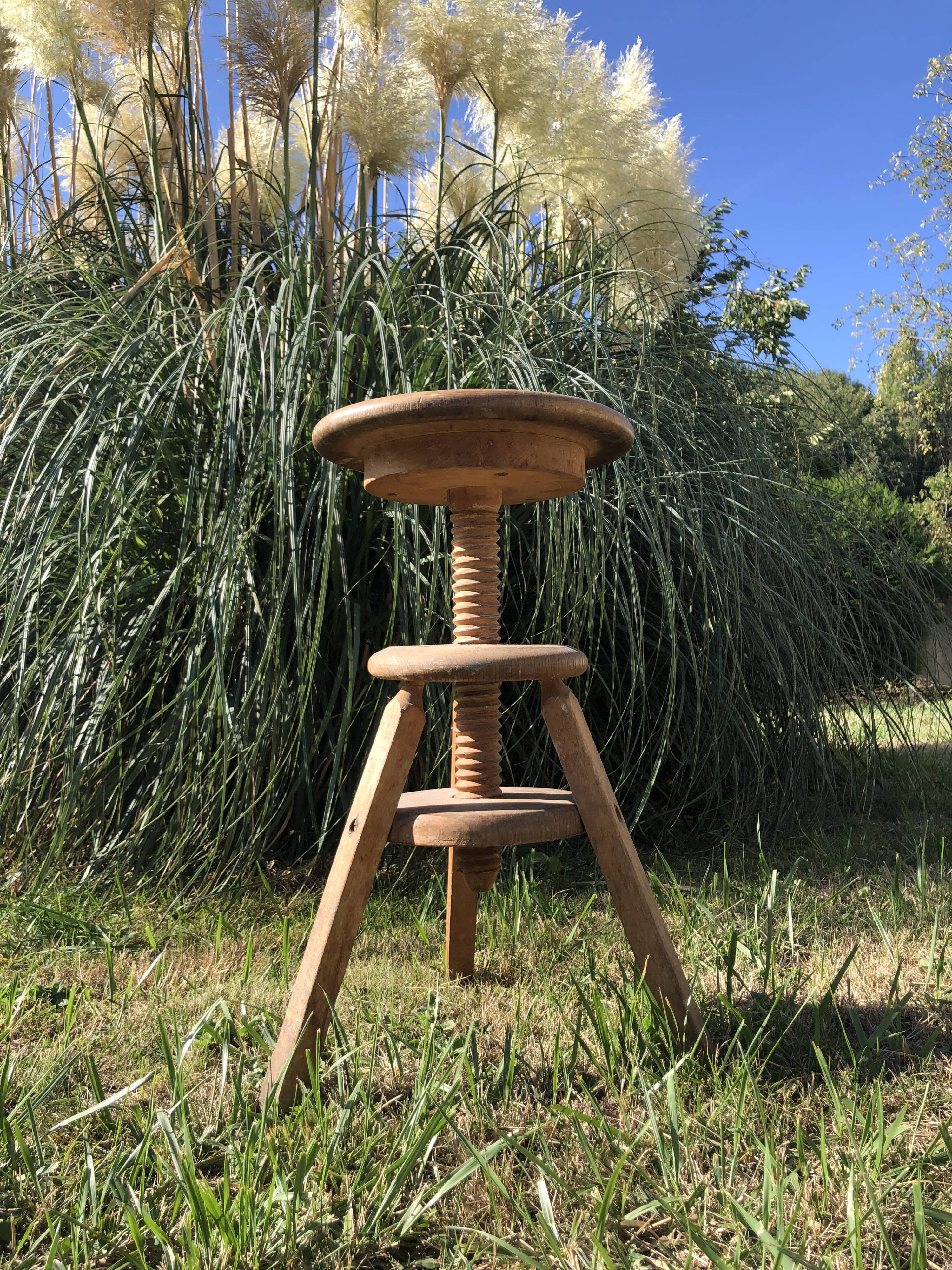 Wooden screw stool
