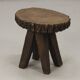 Ancienne table d'appoint primitive Wabi Sabi