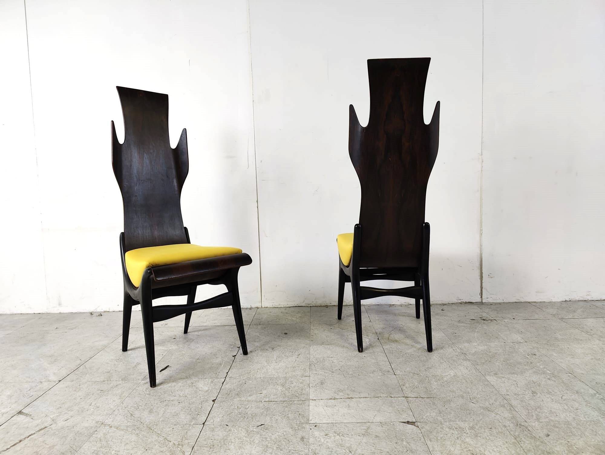 Chaises de salle à manger vintage à haut dossier et flamme par Dante Latorre, 1950