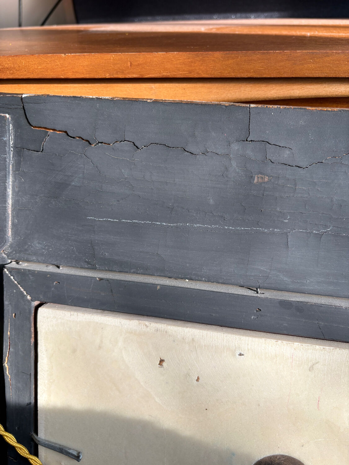 Marble bas-relief tableau of Putti