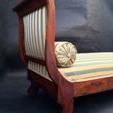 Walnut recamier bench Napoleon III daybed mid-nineteenth century