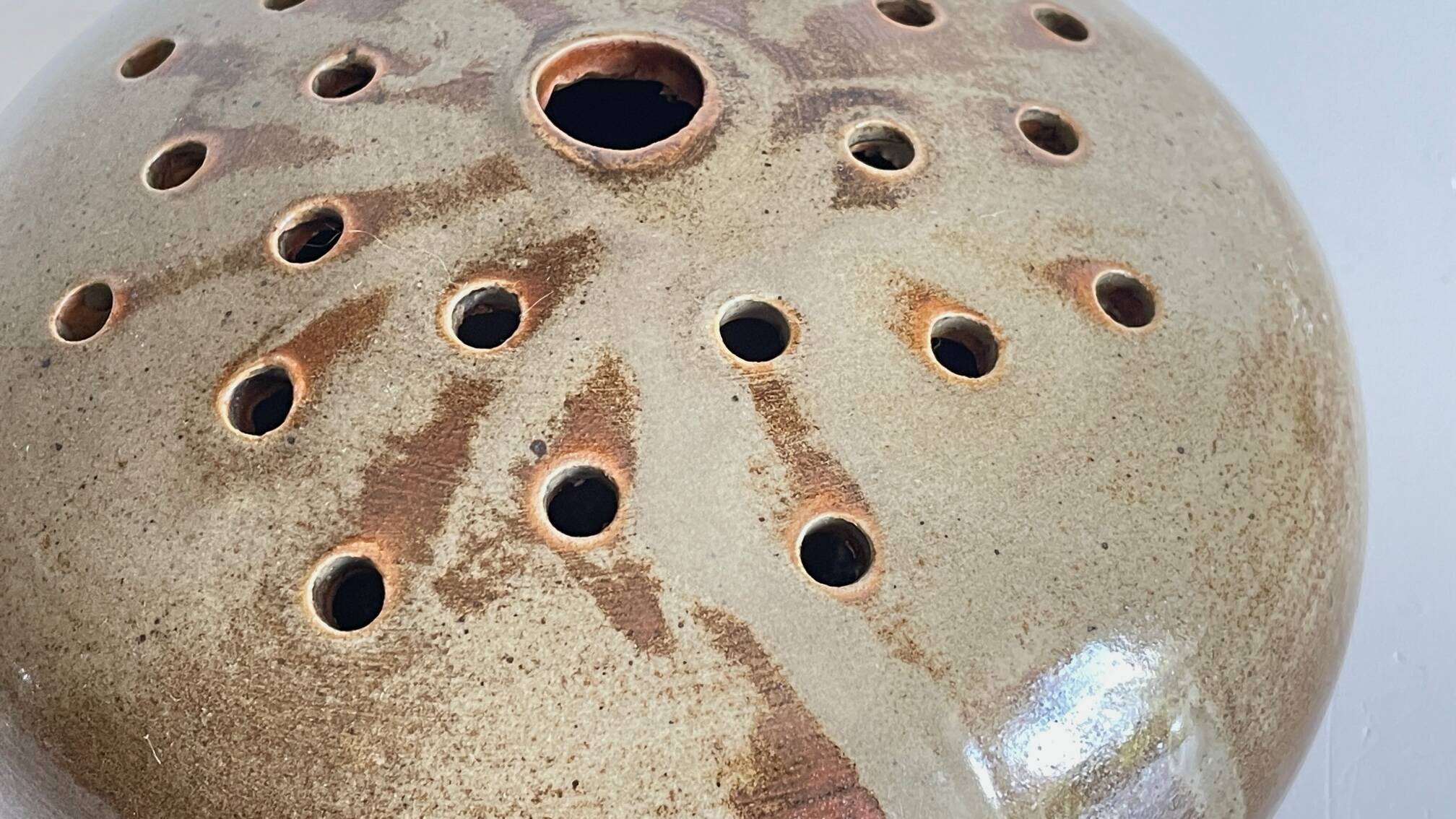 Vintage ceramic flower vase