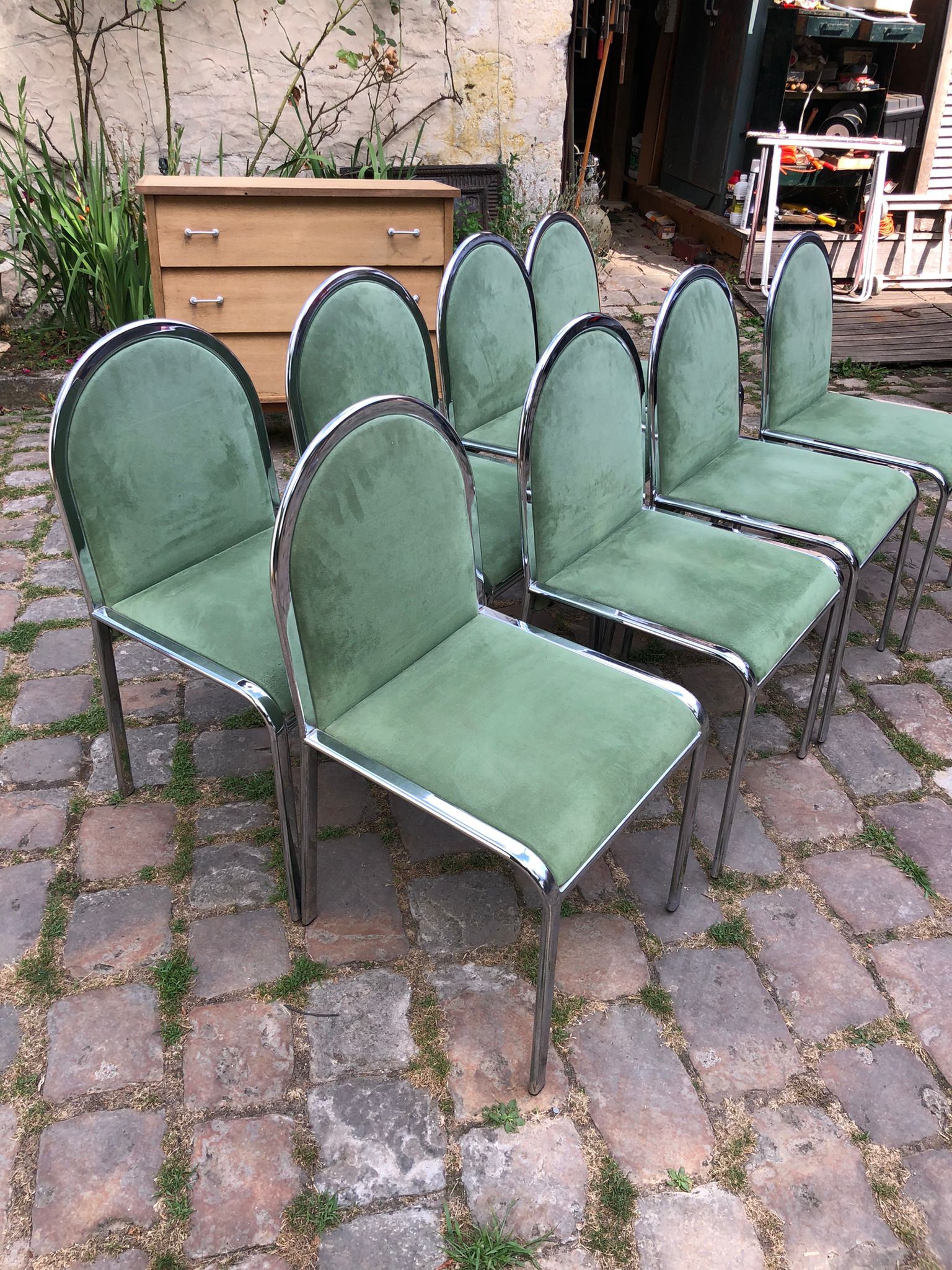 1970 design chair in green suede and chrome