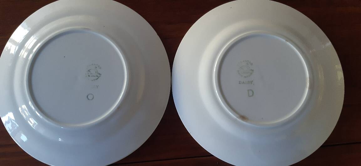 Lot de 6 assiettes à dessert en terre de fer