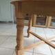 Round table with 1 extension oak base tray and patinated extension pearl gray.