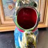 Frog slip pitcher