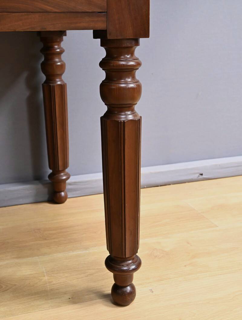 Mahogany Cylinder Desk, Restoration Period – Part 1 of the 19th Century
