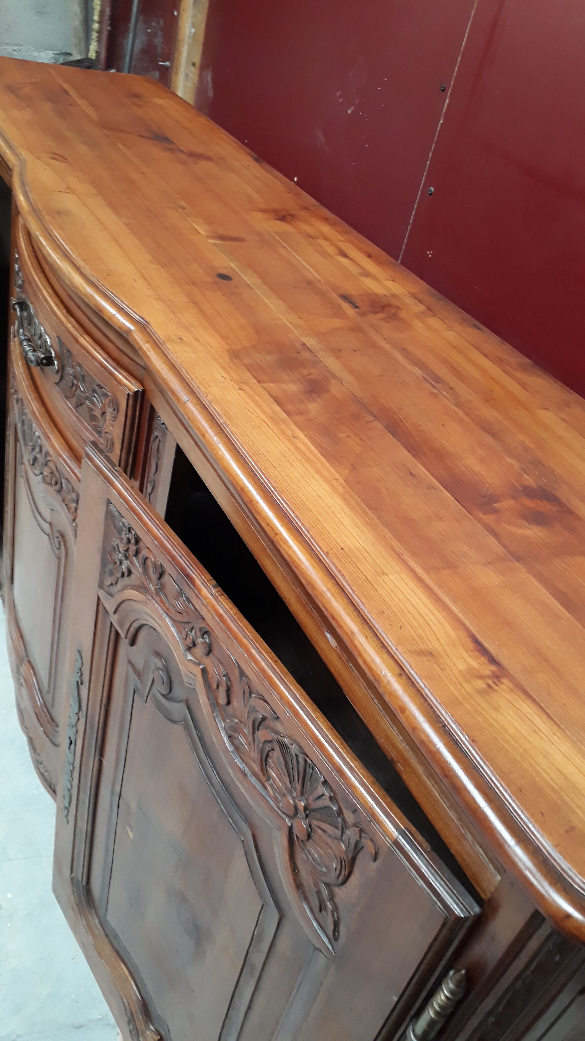 Solid cherry wood sideboard with 3 doors and 1 drawer