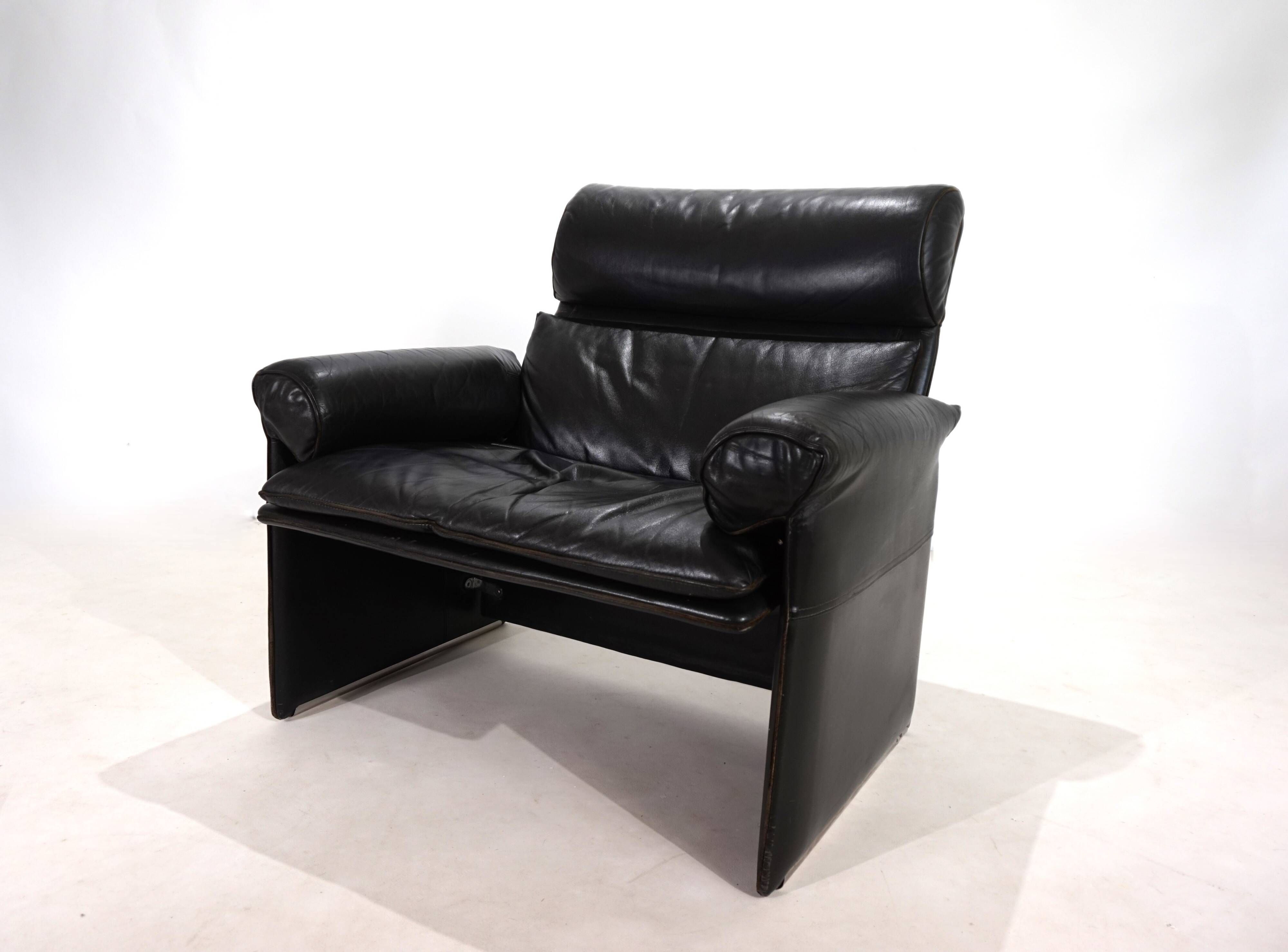 Saporiti Italia leather armchair by Giovanni Offredi, 1970