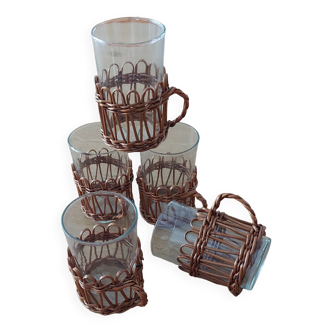 5 glasses with wicker surround