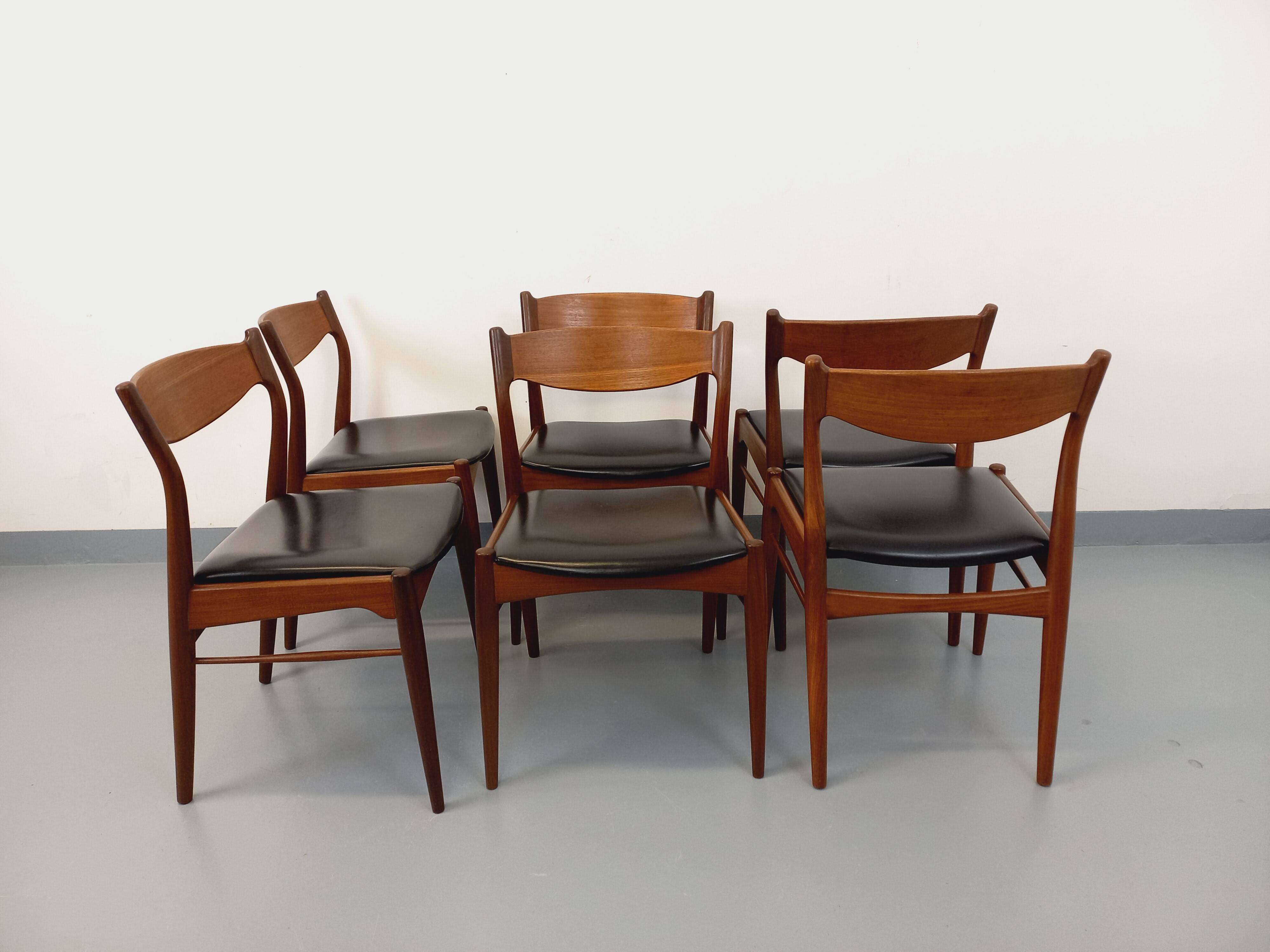 6 vintage Danish Scandinavian chairs by Aerthoj Jensen & Molholm in teak.