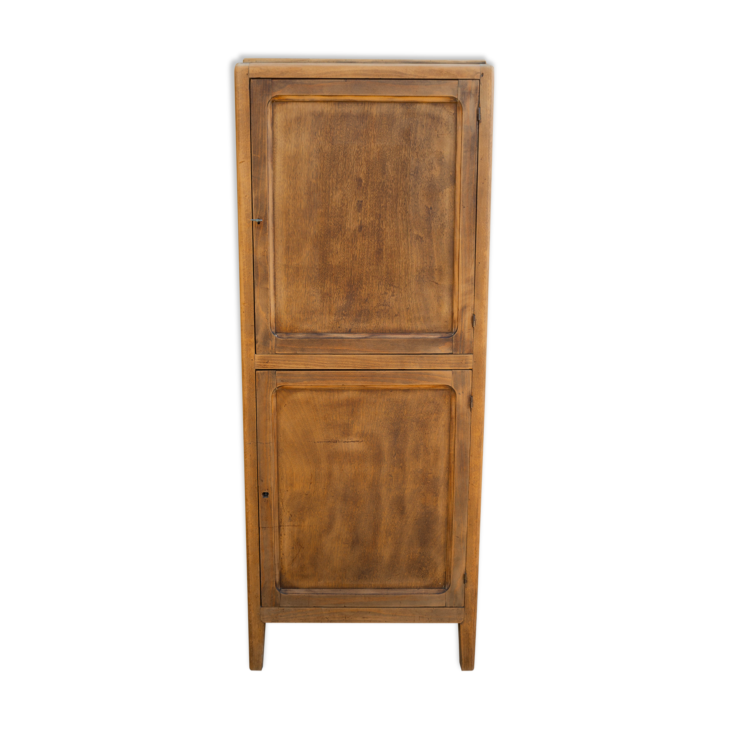 Armoire parisienne