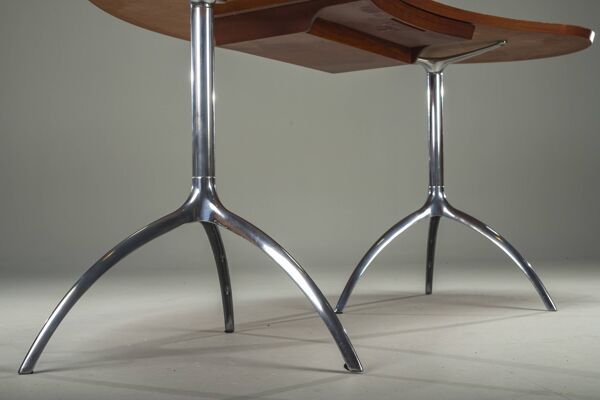 Table Arbre Modèle 909 attribuée à Paolo Rizzatto pour Alias, Italie, 20