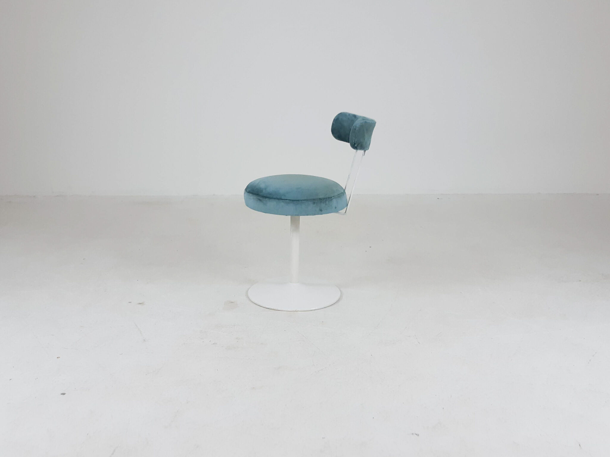 Tabouret métal et velours