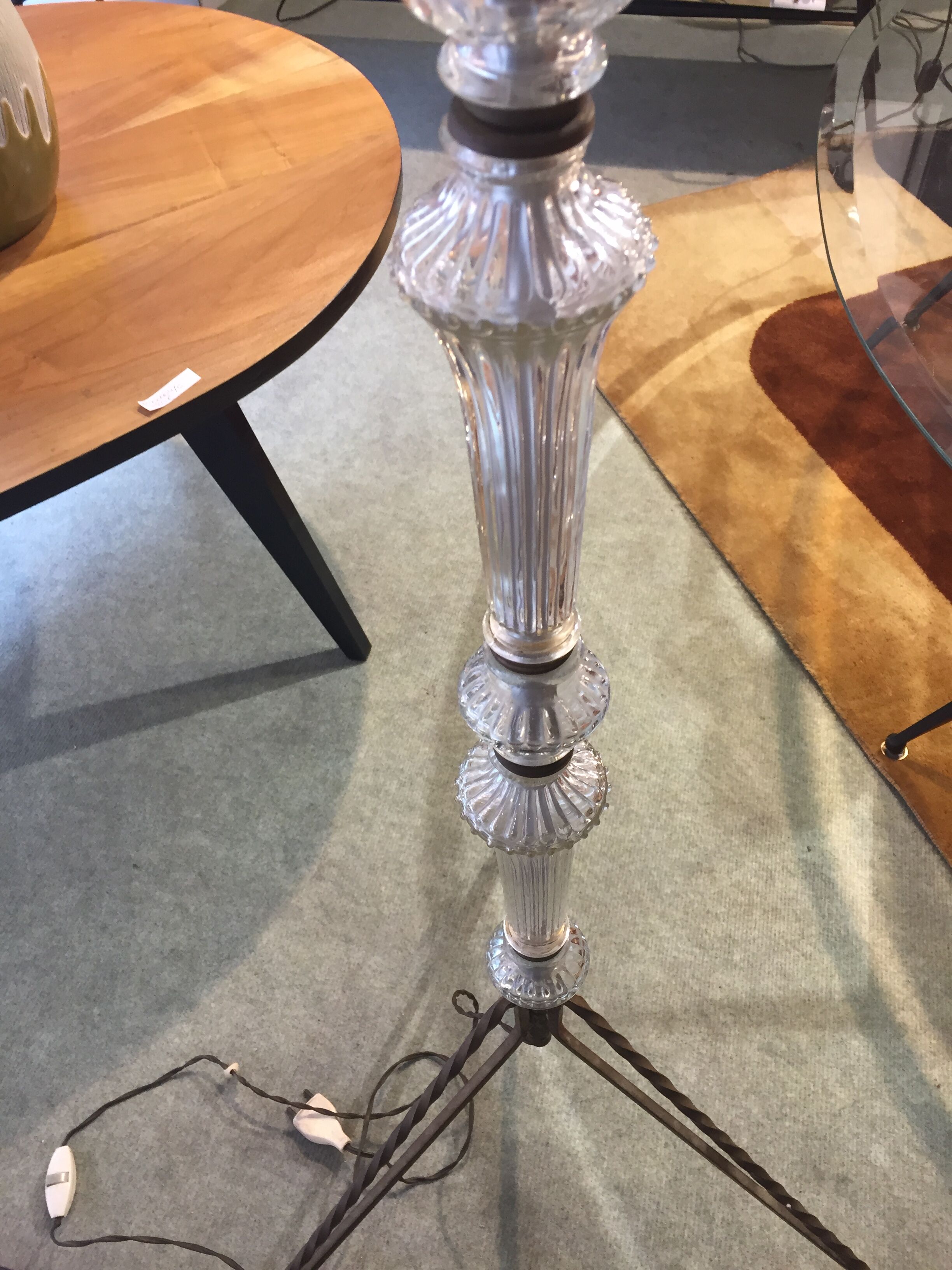 Floor lamp