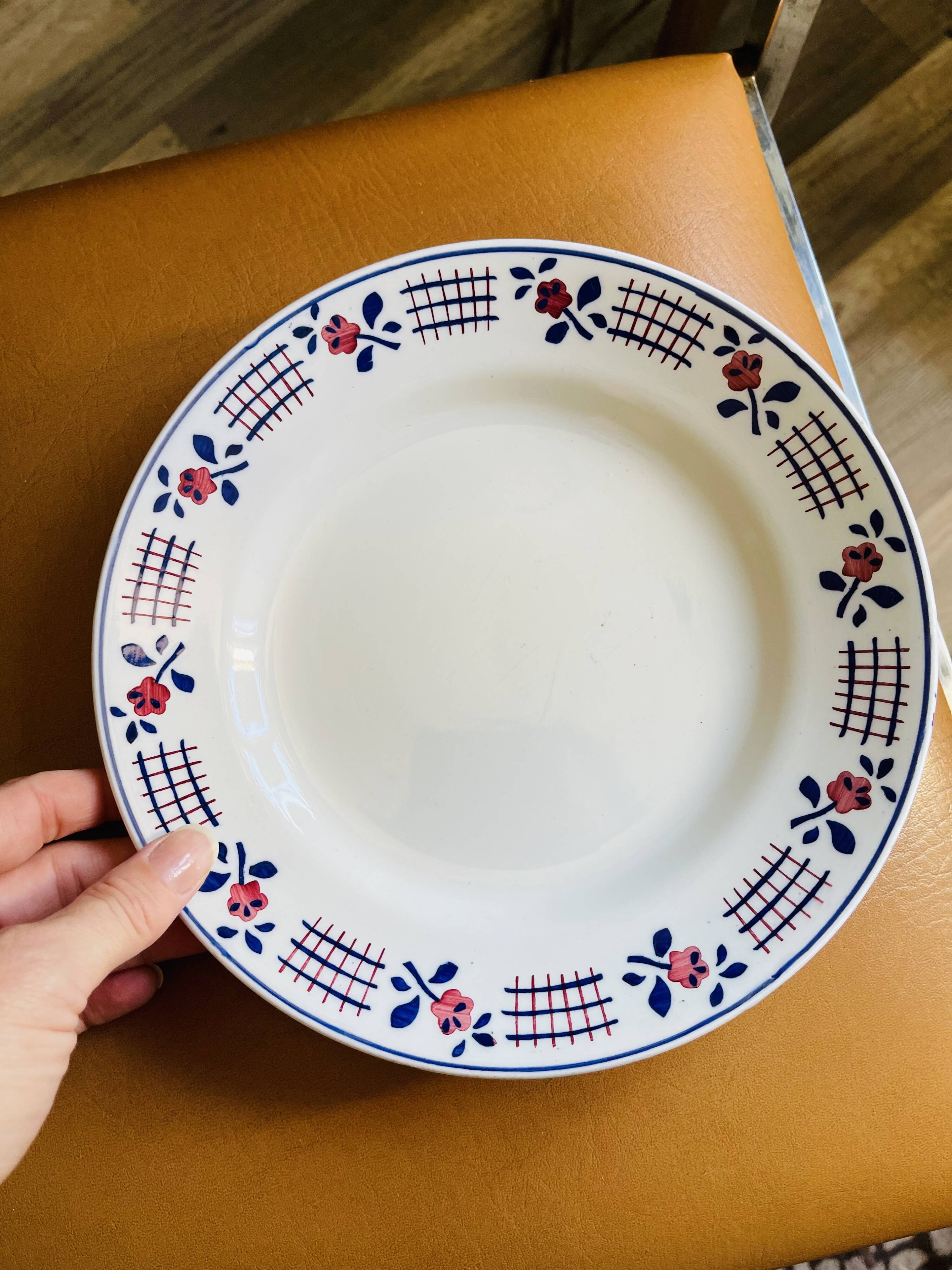 4 vintage plates Niderviller Moselle France