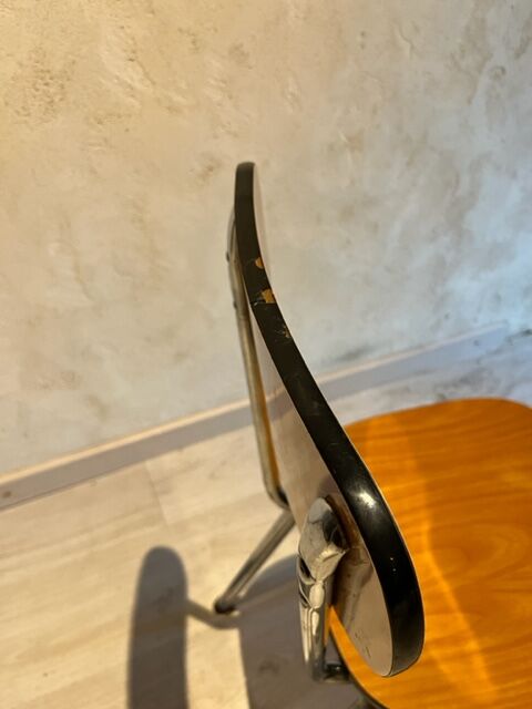 Table and chair in formica 1960/70