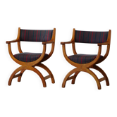 Henning Kjærnulf, paire de fauteuils en chêne, modèle « Kurul », style moderne danois, années 1960