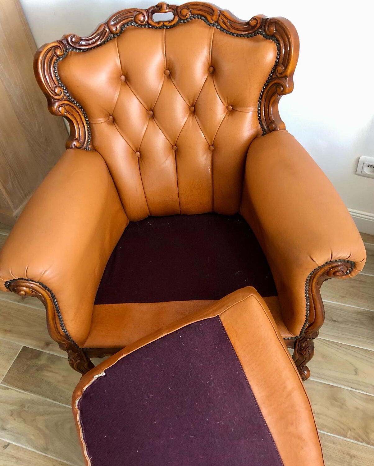 Baroque Chesterfield armchair