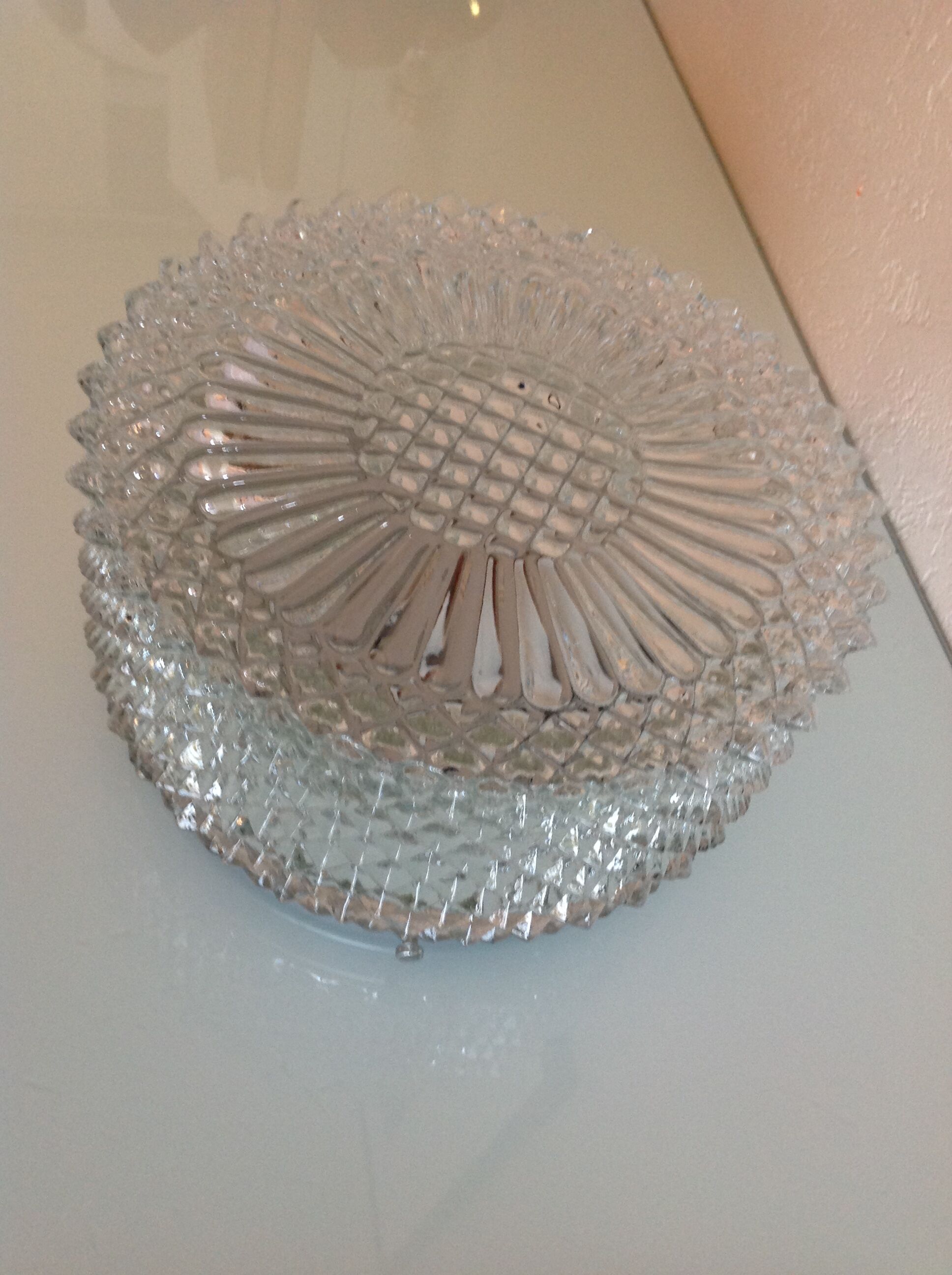 Plafonnier rond pointes de diamant / vintage années 60-70