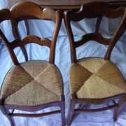 Bureau de cabaret Louis XV avec 2 chaises paillées